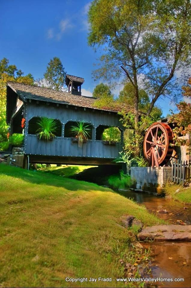 Cedar Hawk Springs Villa Sevierville Exterior photo